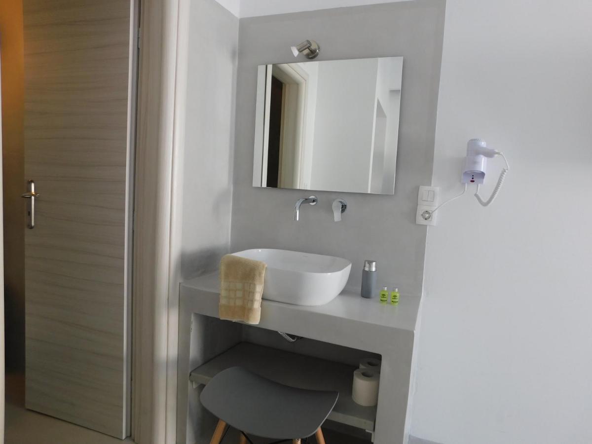 Santorini Island Livin Santorini - Center Rooms المظهر الخارجي الصورة
